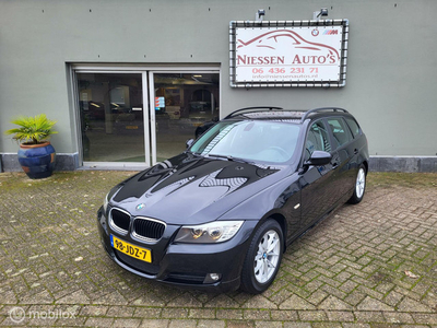 BMW 3-serie E91 Touring 316i LCI Black & Silver Nwe ketting