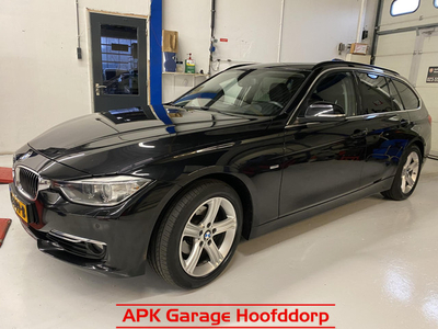 BMW 3-serie Touring 320i High Executive / Pano / leder