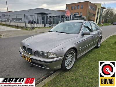 BMW 5-serie 528i Executive APK tot 03-2025