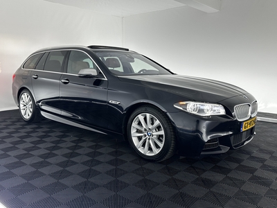 BMW 5-SERIE Touring M550xd Aut. *PANO | HUD | ACC | BANG&OLUFSEN-AUDIO | VIRTUAL-COCKPIT | FULL-LED | MEMORY-PACK | DAKOTA-VOLLEDER | NAVI-FULLMAP | KEYLESS | CAMERA | DAB | ECC | PDC | LANE-ASSIST | COMFORT-SEATS | 18