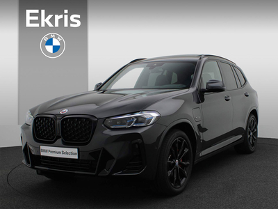 BMW X3 xDrive30e High Executive M sportpakket / Panoramadak / Head-Up Display / Laserlight / Driving Assistant / 20''