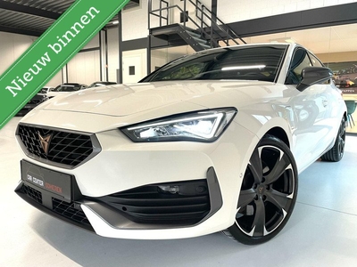 CUPRA Leon 1.4 e-Hybrid VZ 245 PK/ Camera/ 19''LMV/ Schaalstoelen