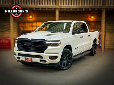 Dodge Ram 1500 5.7 V8 4x4 Crew Cab 5'7 Laramie Night Als op de foto