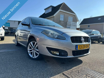 Fiat Croma 2.2 16V Corporate Premium