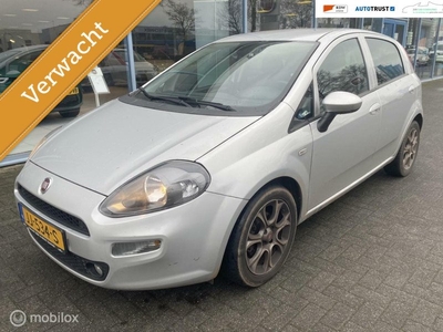 Fiat Punto Evo 100pk Lounge|RIJKLAAR|CLIMA|PDC|2E EIG|GARANT