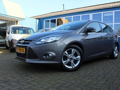 Ford Focus 1.0i 