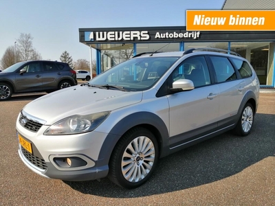 FORD FOCUS 1.8 Bi-Fuel Wagon X-road, Clima, Trekhaak, Voorruitverwarming