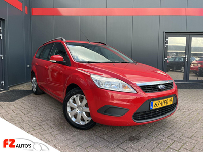 Ford Focus Wagon 1.6 Ghia | familie auto | Trekhaak | Airco |