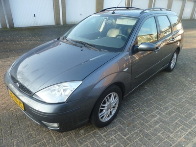 Ford Focus Wagon 2.0-16V Ghia automaat