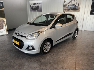 Hyundai i10 1.0i i-Motion Comfort Plus Cruise control, Climate control, Trekhaak.