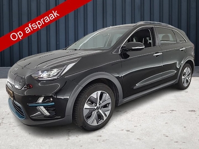 Kia e-Niro ExecutiveLine 64 kWh (204PK), 1ste-Eigenaar, Kia-Dealer-Onderh., Navigatie/Apple-Carplay/Android-Auto, Leer, Stoelverwarming-V+A, Adaptive-Cruise-Control, Spiegel-Pakket, Premium-Audio, Lane-Asssist, LM.-Velgen-17Inch, Achteruitrijcamera, Priva