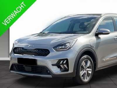 Kia Niro 1.6 GDi PHEV DynamicPlusLine Plug In | Digitaal display, Parkeersensoren V+A en Camera, Stoel- en Stuurverwarming, Navigatie, Half leder, zeer luxe!