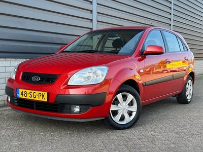 Kia Rio 1.4 L airco Apk 5 Deurs NAP!! (bj 2006)