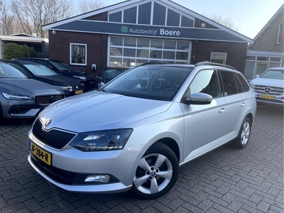 Škoda Fabia Combi 1.2 TSI Ambition Businessline Pro Panoramadak, Trekhaak, Pdc