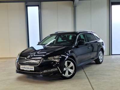 Škoda Superb Combi 1.4 TSI iV 218 pk PHEV Editionnavigatie trekhaak camera