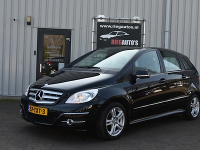 Mercedes-Benz B-Klasse 160 Business Class Automaat. PDC, Trekhaak, Navi, Airco!!