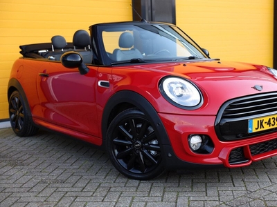 Mini Mini Cabrio 1.5 Cooper JCW Pakket / AUT / NAP / Navi / Ecc / Elek Pakket / Cruise Control / Eerste Eigenaresse