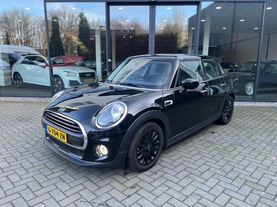 Mini One 1.5 Black Edition,Navi Carplay,Airco,Cruise,PDC,LMV,Dealer OH,1e