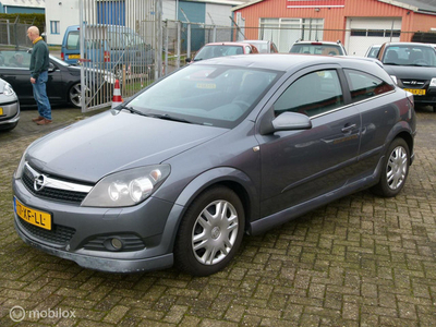 Opel Astra GTC 1.7 CDTi Executive NIEUWE APK nette auto