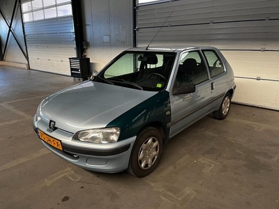 Peugeot 106 1.1 XTX