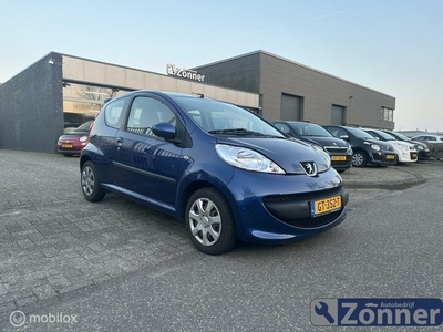 Peugeot 107 1.0-12V XS