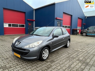 Peugeot 206 + 1.1 XR Airco Nette auto!!!