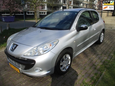 Peugeot 206 + 1.4 XS//2E EIGENAARS AUTO//KM ORG 112305 MET AUTOPAS ERBIJ//