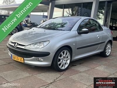 Peugeot 206 CC 1.6-16V met nieuwe apk