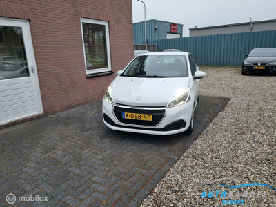 Peugeot 208 1.0 PureTech Access Nieuwe motor , airco , cruise control , 5 drs