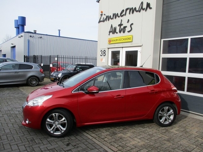 Peugeot 208 1.2 VTI Alllure Airco/ Navi/ Pano / Pdc