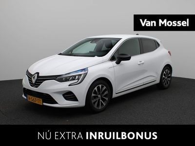 RENAULT CLIO 1.0 TCe 90 PK Techno / Navigatie / Climate Control / Parkeersensoren V+A / Camera / Lichtmetalen Velgen