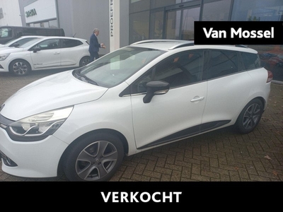 Renault Clio Estate TCe 90 Night&Day Navigatie | Lichtmetalen velgen | Parkeersensoren achter | Extra getint glas | Airco !