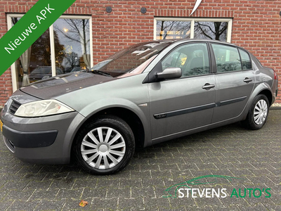 Renault Mégane 1.6-16V Comfort LANGE APK / AIRCO / RIJDT GOED