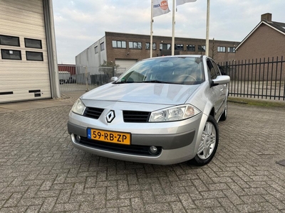 Renault Mégane 1.6-16V Privilège Luxe (bj 2005) Clima|Cruise|Nieuwe APK!