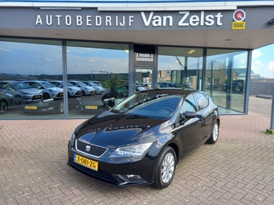 SEAT Leon 1.2 TSI Style Automaat, Airco(automatisch), Multimedia systeem, Navigatie, Cruise control, Parkeersensoren, Elektrische ramen en Nette auto, BOVAG