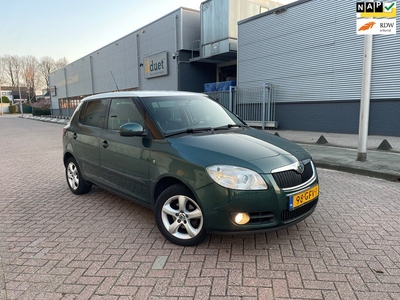 Skoda Fabia 1.4-16V Elegance APK CLIMA 2e eigenaar