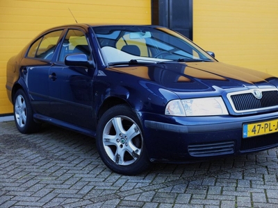 Skoda Octavia 1.6 Celebrate / 4 Elek Ramen / Airco Digitaal / Cruise Control / 102 Pk