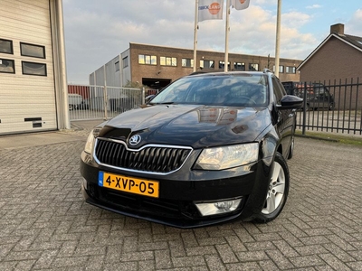 Skoda Octavia Combi 1.6 TDI Businessline BTW (bj 2014) Clima|Navi|Stoelverwarming!