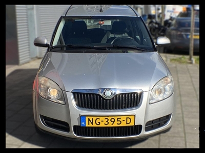 Skoda Roomster 1.4i-16V - RIJKLAAR & Nwe APK 02-2025Comfort - Airco I PDC I Comfort pakket I