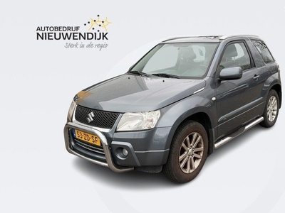 Suzuki Grand Vitara 1.6 High Executive 4WD / LEER / KEYLESS / CLIMATE / BULLBAR / TREEPLANKEN / PRIVACY GLAS / CLIMATE / 17'' LMV