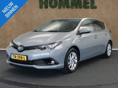 Toyota Auris 1.8 Hybrid Energy Plus AFNEEMBARE TREKHAAK - EXTRA WINTERBANDEN SET - NAVIGATIE - CRUISE CONTROL - ACHTERUITRIJCAMERA