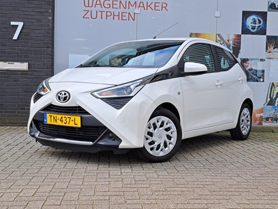 TOYOTA AYGO 1.0 VVT-i X-Play | NAVIGATIE | ACHTERUITRIJCAMERA | AIRCO |