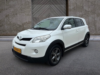 Toyota Urban Cruiser 1.3 VVT-i Dynamic Pearl