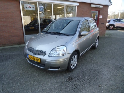 Toyota Yaris 1.3 VVT-i Sol Automaat airco