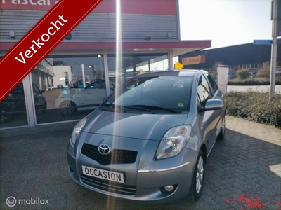 Toyota Yaris 1.3 VVTi Cool airco lm velgen 1e eigenaar