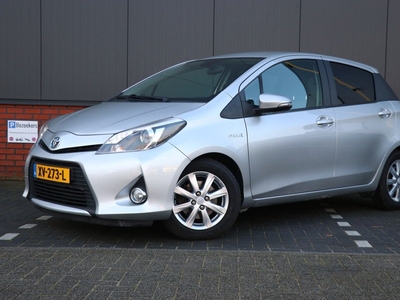 Toyota Yaris 1.5 Full Hybrid Aspiration Automaat |