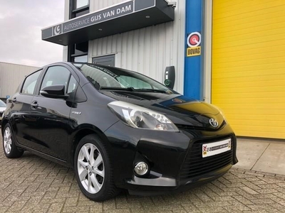 Toyota Yaris 1.5 Full Hybrid Dynamic 