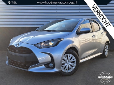 Toyota Yaris 1.5 Hybrid Active Edition Navigatie, Apple Carplay & Android auto, Achteruitrijcamera, Adaptive cruise control, Climate control, Smart Key, BTW-auto, Garantie t/m 2031!