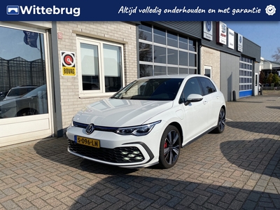 VOLKSWAGEN GOLF 1.4 eHybrid GTE / AUTOMAAT/ 245 PK/ TREKHAAK/ PARK. SENSOREN/ MATRIX/ DODE HOEK/ STOEL EN STUUR VERWARM./ ADAPT. CRUISE/ APP CONNECT/ NAVI/ CLIMA/ DAB/ 18