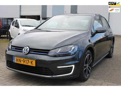 Volkswagen Golf 1.4 TSI GTE Carplay Clima Cruise Trekhaak!